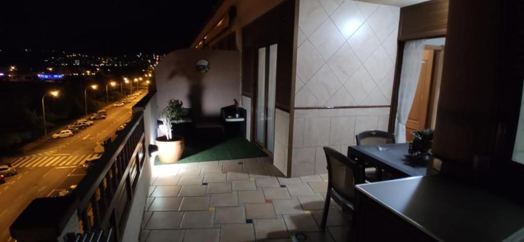 Ohana Atico Avenida Chayofita Лос Кристианос Экстерьер фото