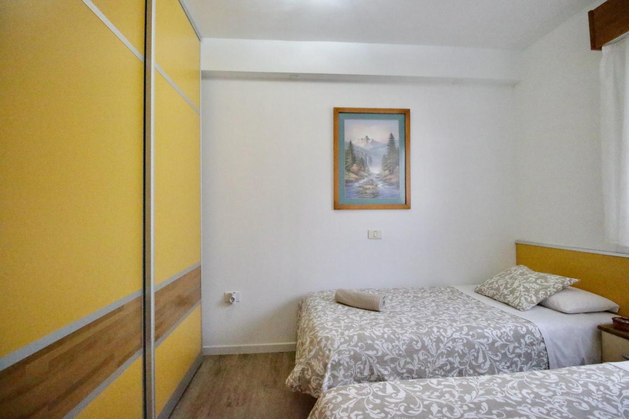 Ohana Atico Avenida Chayofita Лос Кристианос Экстерьер фото